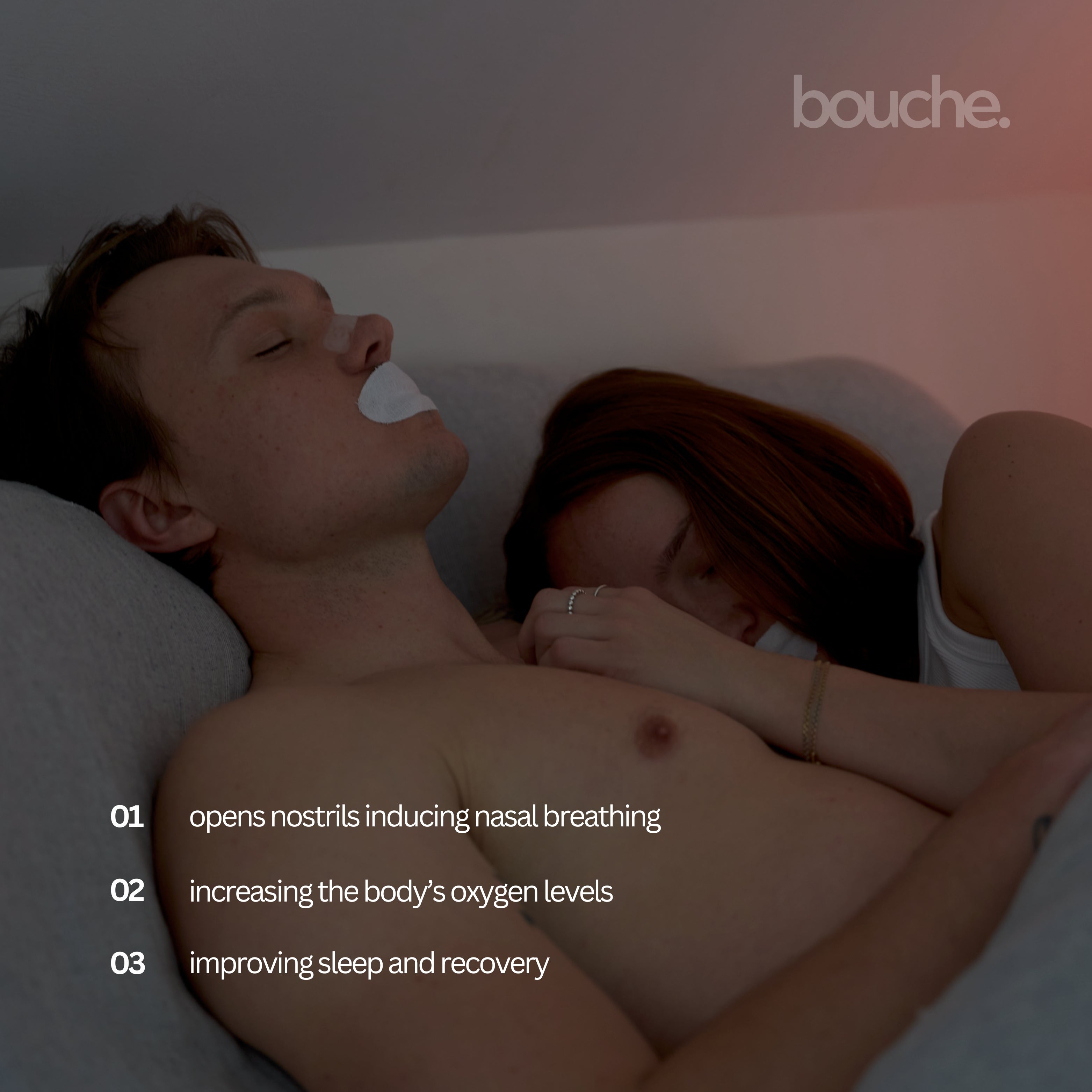 Person lying down with a product on their face, accompanied by text about its benefits.